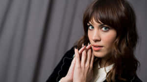 Elegant Portrait Alexa Chung Wallpaper