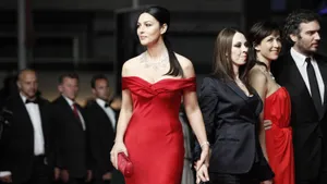 Elegant Red Dress Event4 K Wallpaper