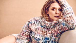 Elizabeth Olsen Knitted Sweater Wallpaper