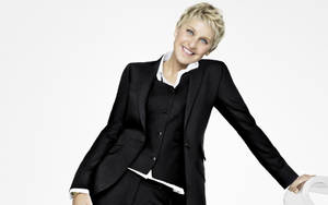 Ellen Degeneres American Talk Show Host Wallpaper