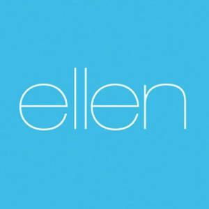 Ellen Degeneres On The Set Of The Ellen Show Wallpaper