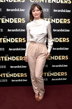 Emily Mortimer Sparkling In A Turtleneck Wallpaper