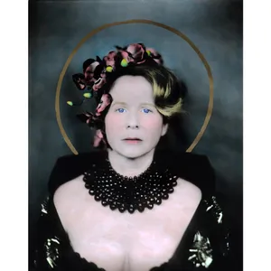 Emily Watson In A Portrait Of The Queen Wallpaper