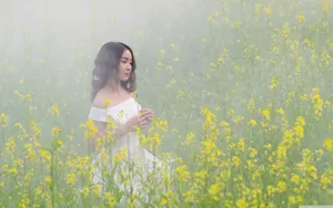 Enjoying The Beauty Of Nature Wallpaper