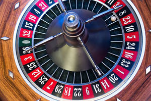 Enticing Game Of Roulette Wallpaper