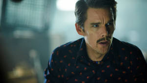 Ethan Hawke Hollywood Action Star Wallpaper