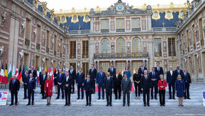 European Leaders Gather At Majestic Versailles Palace Wallpaper