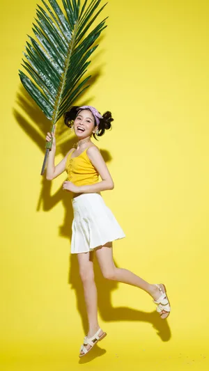 Everyone's Favorite Smartphone - Happy Iphone Wallpaper