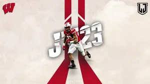 Excitement At The Wisconsin Badgers Game Wallpaper