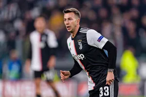 Federico Bernardeschi Juventus Jersey Number 33 Wallpaper