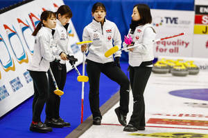 Female Curling Team Wallpaper