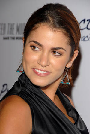 Female Star Nikki Reed Wallpaper