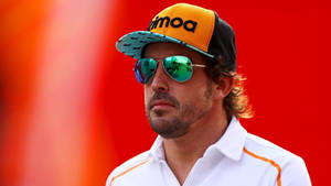 Fernando Alonso In Aviator Sunglasses Wallpaper