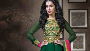 Film Star Shraddha Kapoor Glammed Up In A Sequin Ensemble Wallpaper