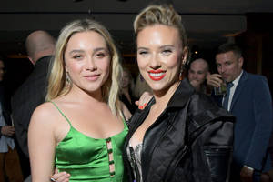 Florence Pugh With Scarlett Johansson Wallpaper