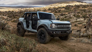 Ford Bronco On Rocky Trail Wallpaper