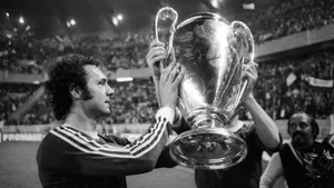 Franz Beckenbauer World Cup Winner Wallpaper