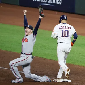 Freddie Freeman And Yuli Gurriel Wallpaper