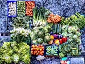 Fresh Vegetables Displayed At Local Farmer's Market Wallpaper