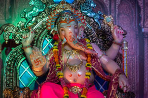 Ganesh Chaturthi Statue Wallpaper