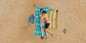 Gay Boy Heartstopper Beach Wallpaper