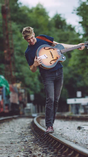 George Ezra Wallpaper