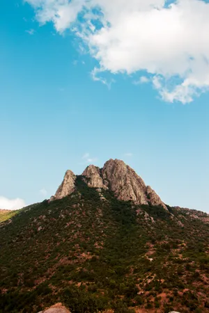 Georgia Mkinvartsveri Rock Formation Wallpaper