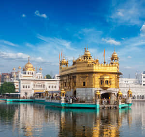 Golden Temple Causeway Wallpaper