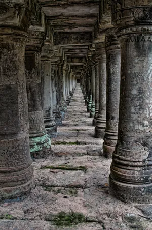 Gray Aesthetic Angkor Thom Pillars Wallpaper