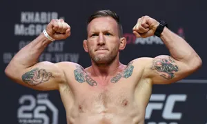 Gray Maynard Ufc Weigh-in Conference Wallpaper