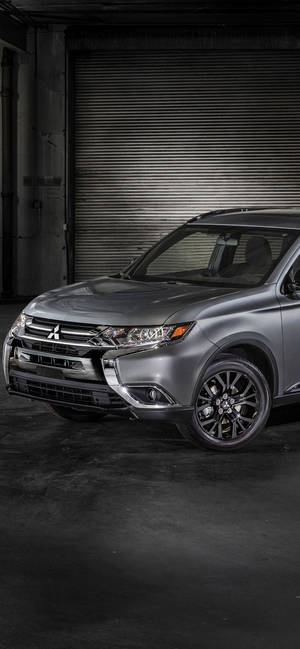 Gray Mitsubishi Outlander Wallpaper