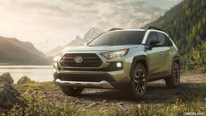 Gray Toyota Rav4 Wallpaper