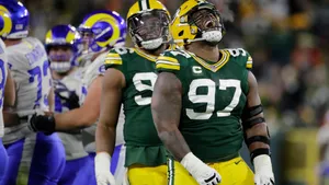 Green Bay Packers Kenny Clark Versus Los Angeles Rams Wallpaper