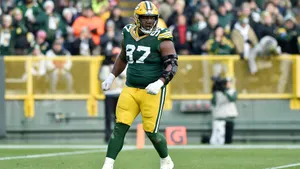 Green Bay Packers Kenny Clark Versus Washington Redskins Wallpaper