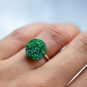 Green Glitter Ring Wallpaper