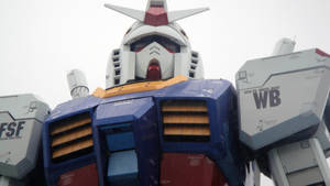 Gundam Suit Statue In Japan Wallpaper