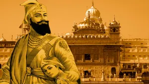Guru Gobind Singh Ji With Son Wallpaper