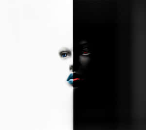 Half Black Half White Abstract Design Wallpaper