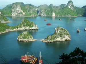 Halong Bay Unesco World Heritage Wallpaper