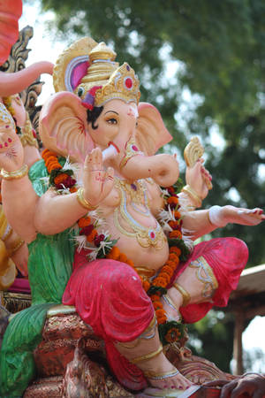 Hands Up Ganesh Mobile Wallpaper