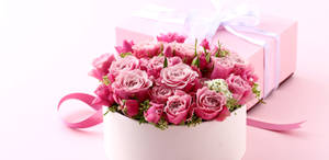 Happy Birthday Boxed Pink Flowers Wallpaper