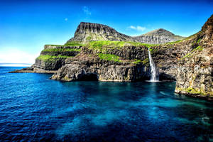 Hawaii Island Waterfall Wallpaper