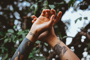 Hd Tattoo Hand Pose Wallpaper