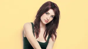 Hd Women Susan Coffey Wallpaper