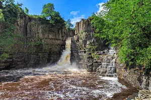 High Force Falls In Uk Wallpaper