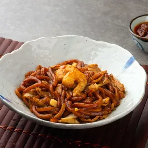 Hokkien Mee Made With Udon Noodles Wallpaper