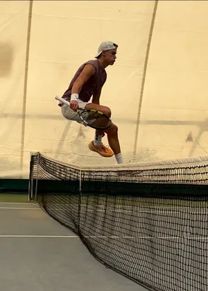 Holger Rune Jumping Wallpaper