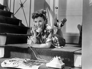 Hollywood Actress Shirley Temple Wallpaper