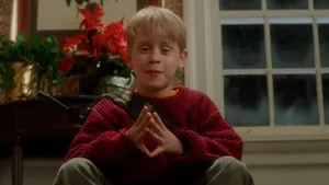 Home Alone Kevin Baiting Wallpaper