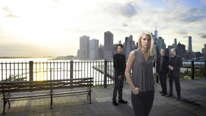 Homeland Agents In Park Wallpaper